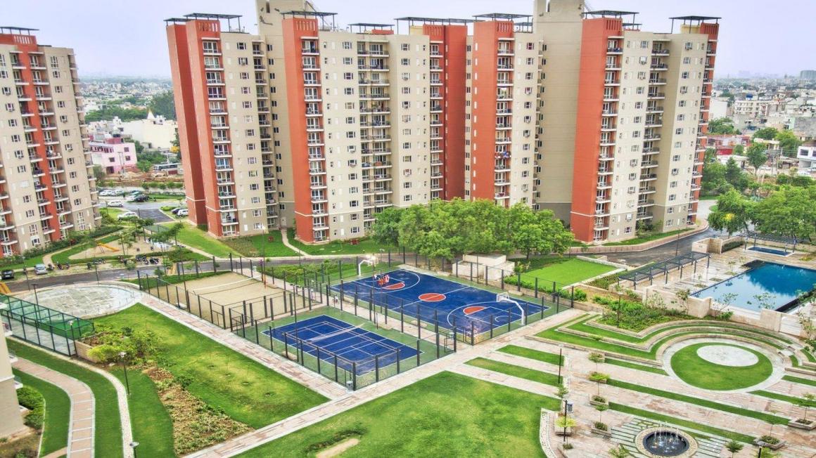 mahidra aura residence dwarka expressway sector 37D